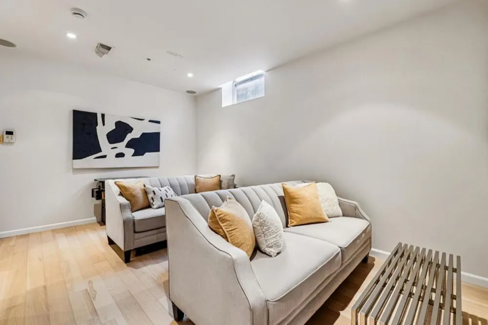 541 Chestnut Avenue South San Francisco, CA 94080