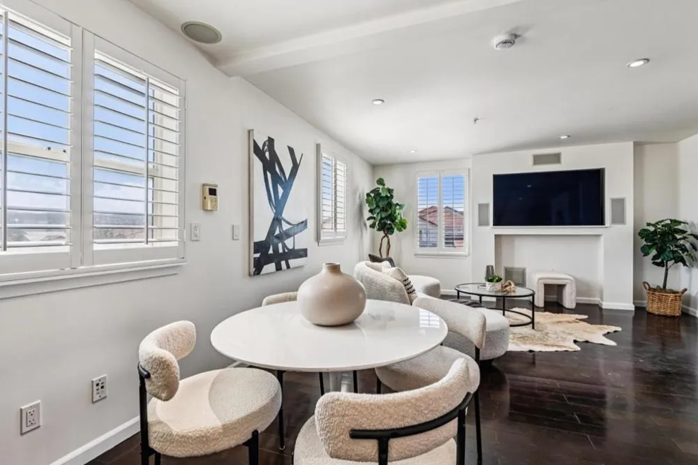 541 Chestnut Avenue South San Francisco, CA 94080