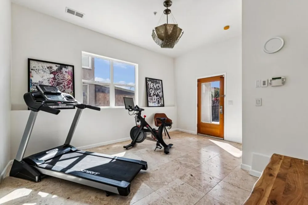 541 Chestnut Avenue South San Francisco, CA 94080