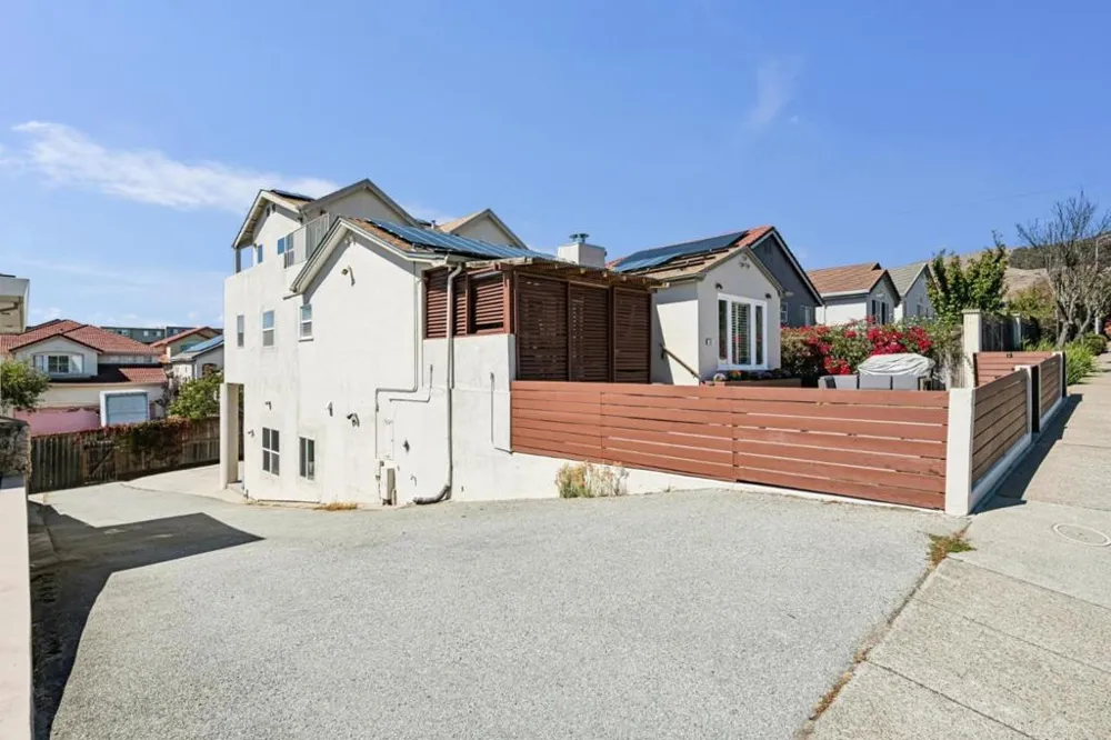 541 Chestnut Avenue South San Francisco, CA 94080