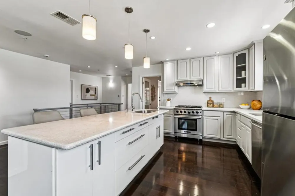 541 Chestnut Avenue South San Francisco, CA 94080