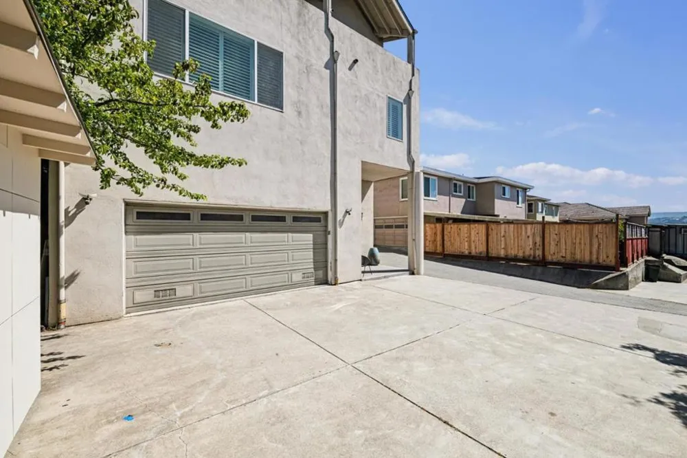 541 Chestnut Avenue South San Francisco, CA 94080