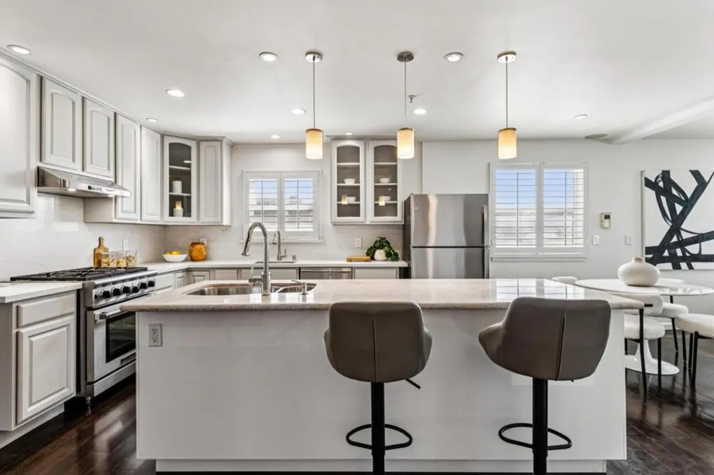541 Chestnut Avenue South San Francisco, CA 94080