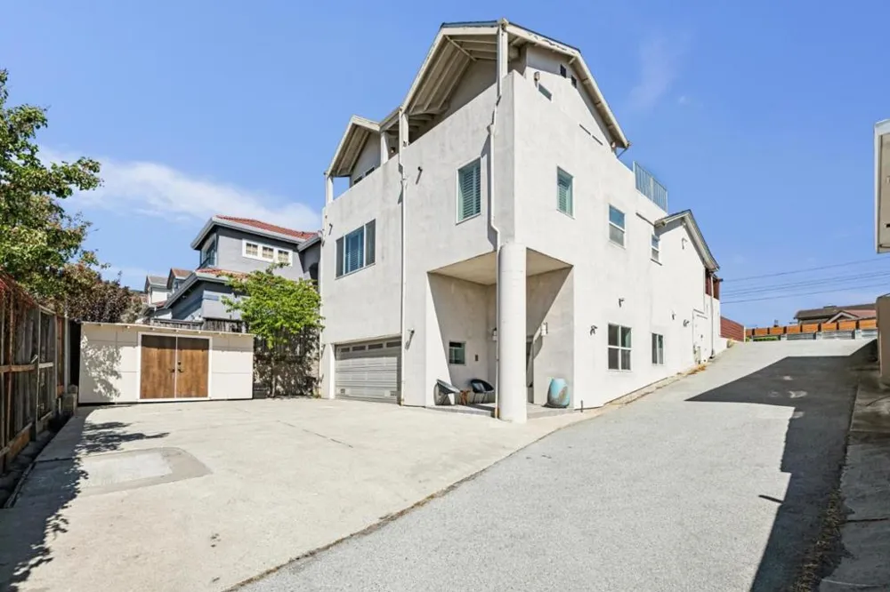 541 Chestnut Avenue South San Francisco, CA 94080