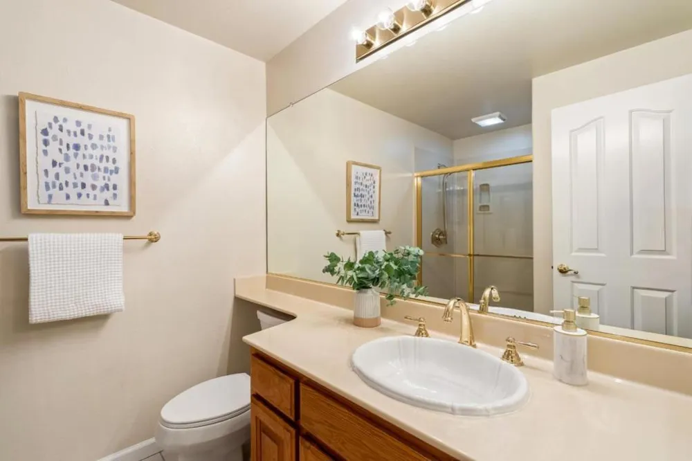 44471 View Point Circle Fremont, CA 94539