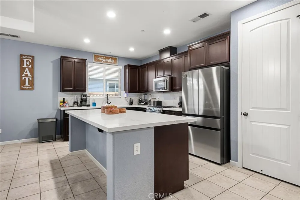3237 Rogue River Drive Chico, CA 95973