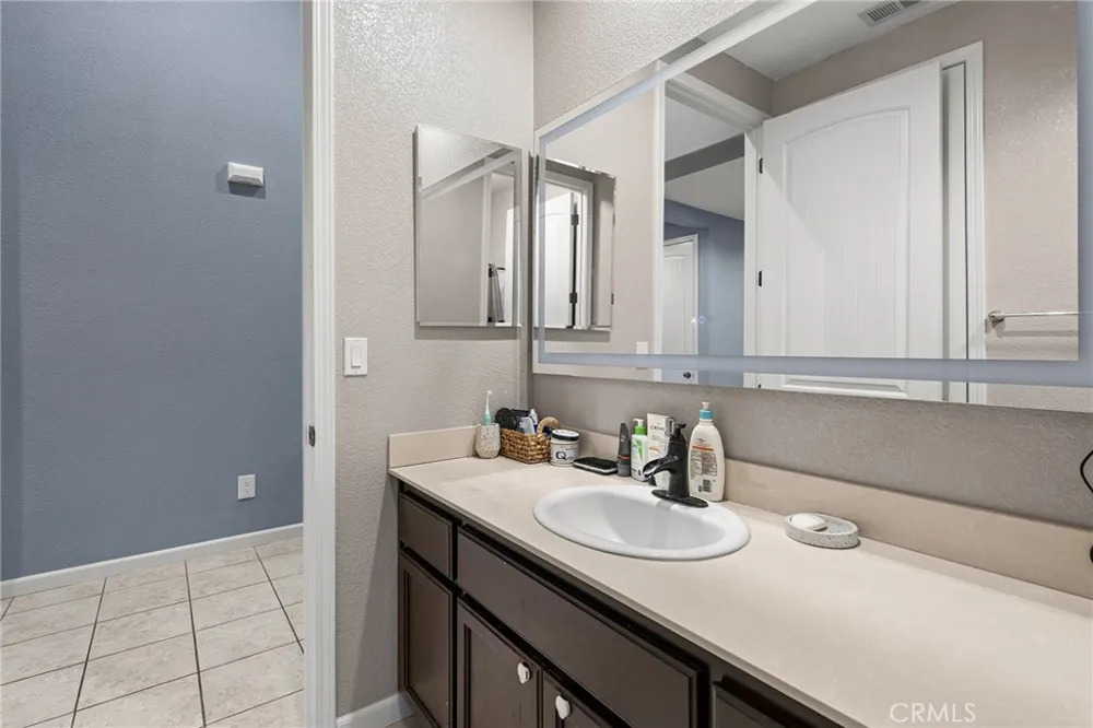 3237 Rogue River Drive Chico, CA 95973