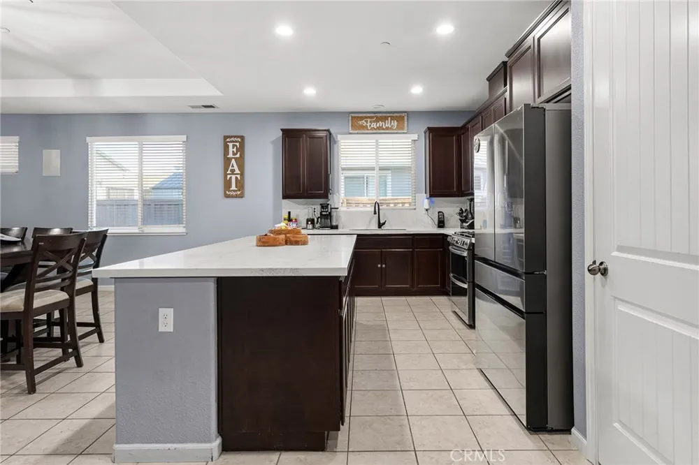 3237 Rogue River Drive Chico, CA 95973