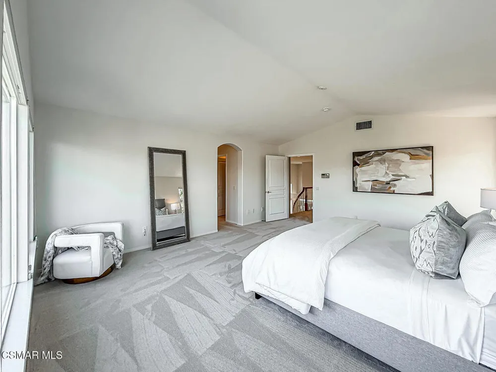 1971 Seabreeze Street Thousand Oaks, CA 91320