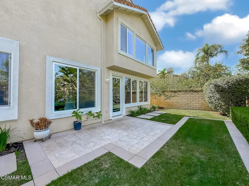 1971 Seabreeze Street Thousand Oaks, CA 91320