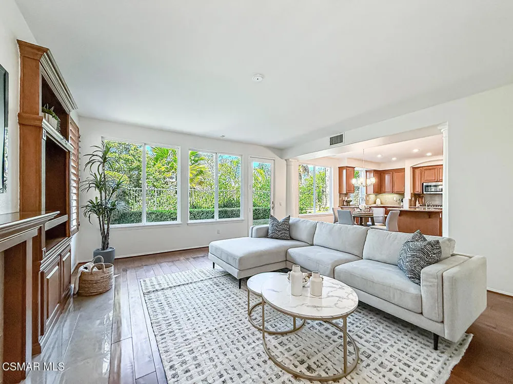 1971 Seabreeze Street Thousand Oaks, CA 91320