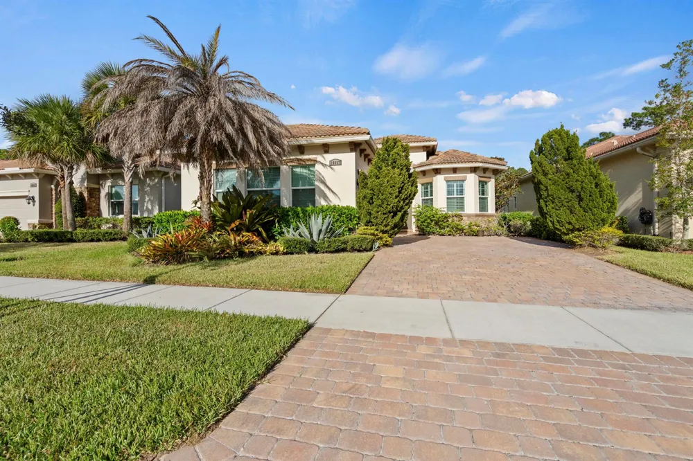 10937 SW Visconti Way Port St. Lucie, FL 34986