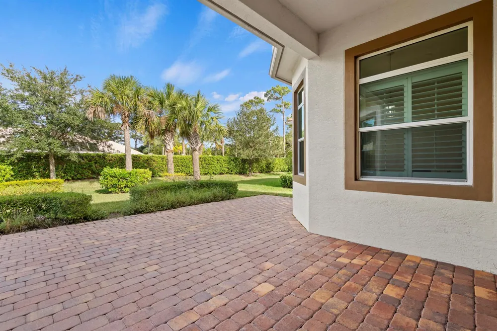 10937 SW Visconti Way Port St. Lucie, FL 34986