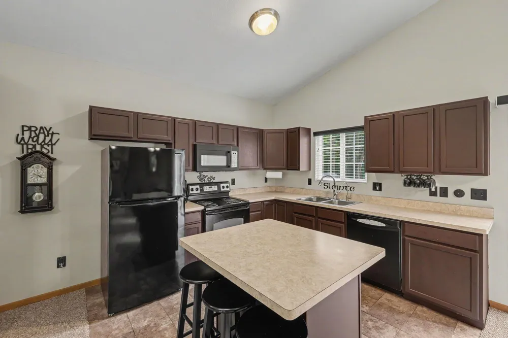 3996 Englewood Street Jackson, MI 49201