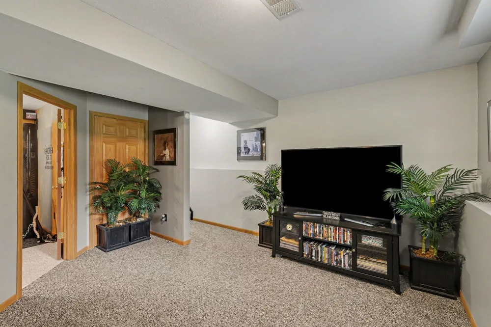 3996 Englewood Street Jackson, MI 49201