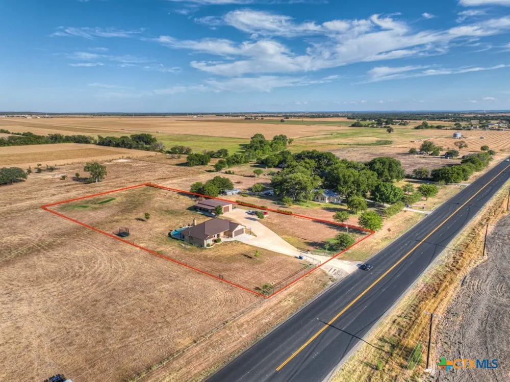 8383 State Highway 123 Seguin, TX 78155
