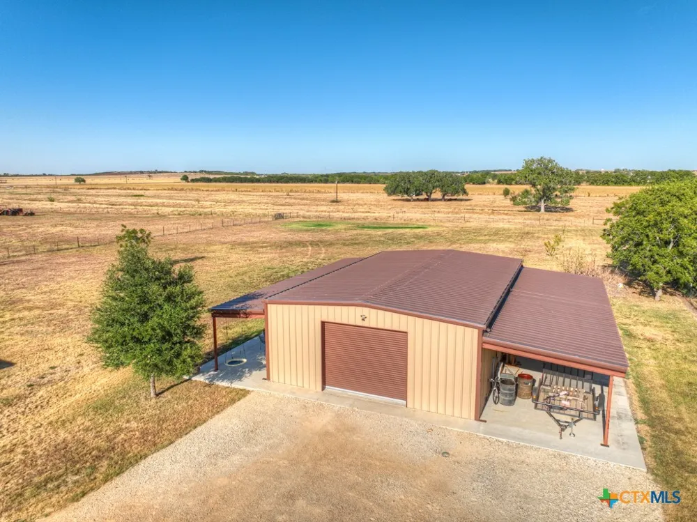 8383 State Highway 123 Seguin, TX 78155