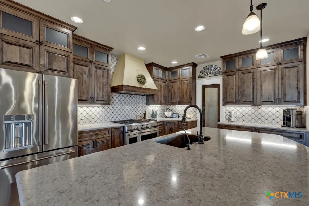 8383 State Highway 123 Seguin, TX 78155