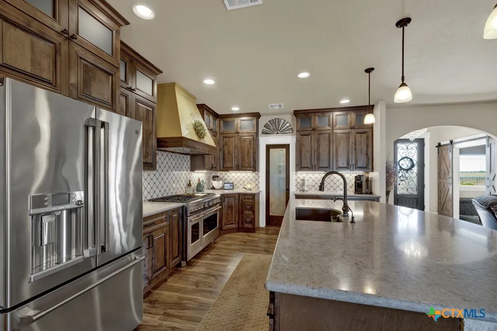 8383 State Highway 123 Seguin, TX 78155