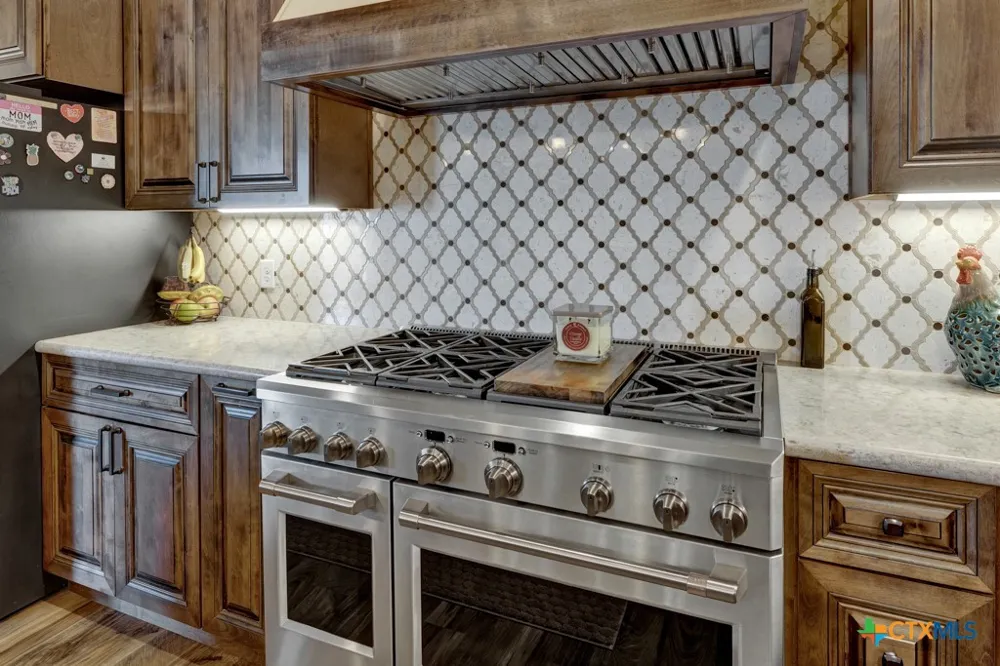8383 State Highway 123 Seguin, TX 78155