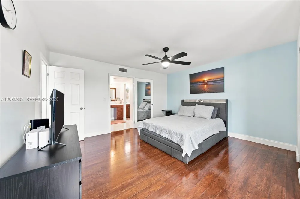 3930 Inverrary Blvd #602-D Lauderhill, FL 33319