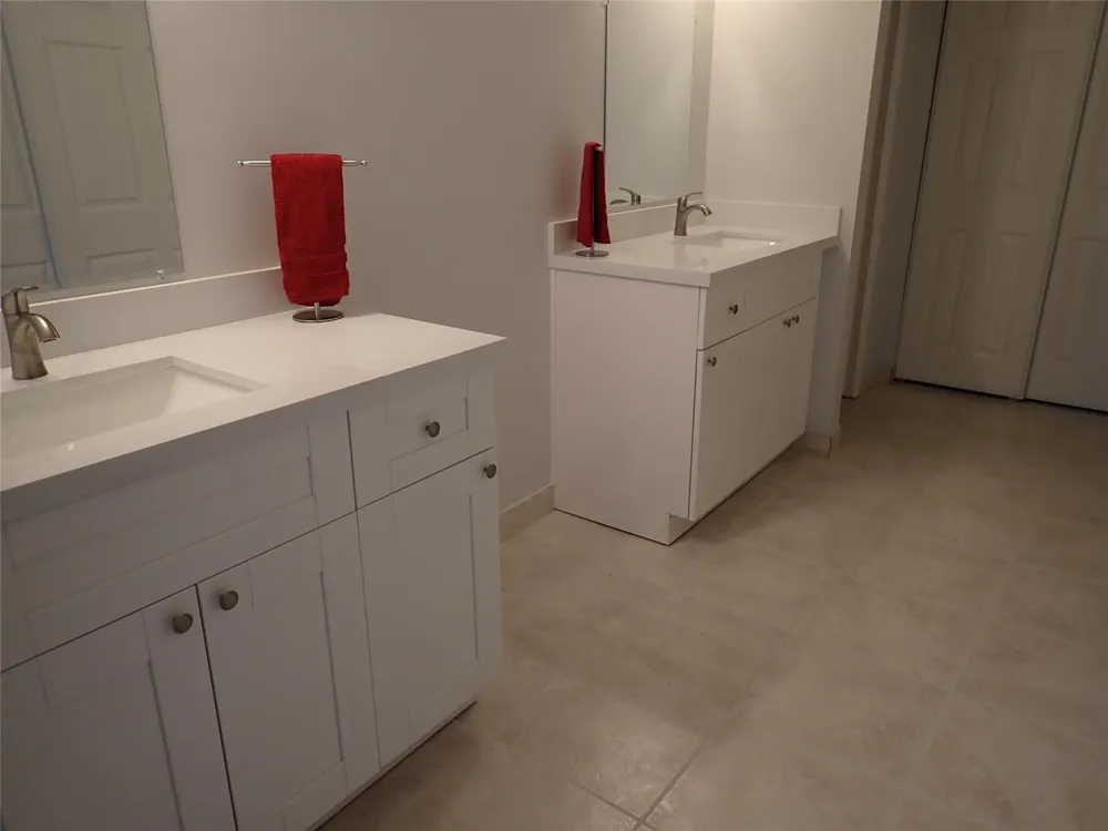 106 Lake Emerald Drive #401 Oakland Park, FL 33309