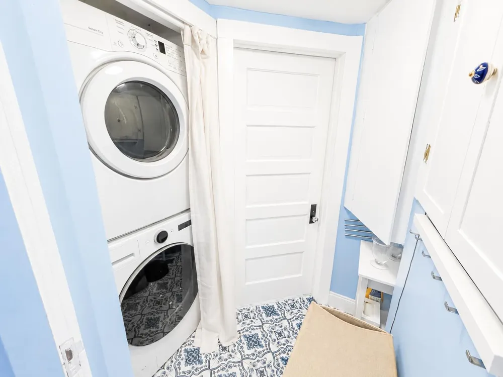 1415 NE 4th Place Fort Lauderdale, FL 33301