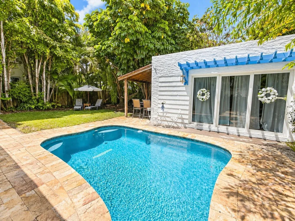 1415 NE 4th Place Fort Lauderdale, FL 33301