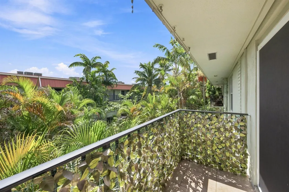 805 W Oakland Park Boulevard Oakland Park, FL 33311