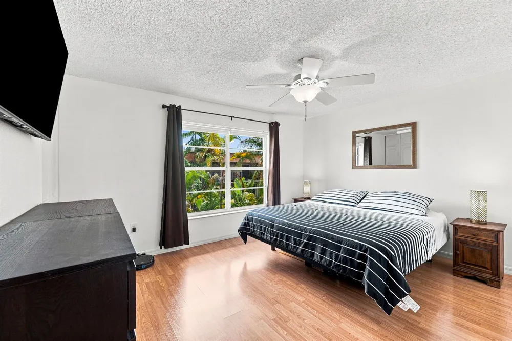 805 W Oakland Park Boulevard Oakland Park, FL 33311