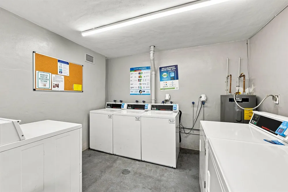 805 W Oakland Park Boulevard Oakland Park, FL 33311