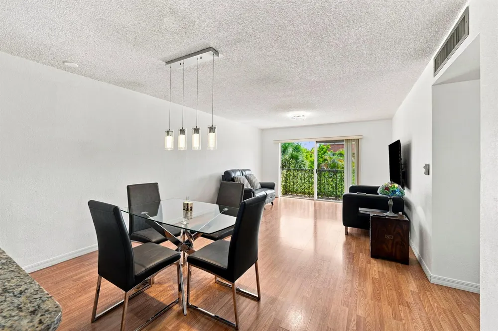 805 W Oakland Park Boulevard Oakland Park, FL 33311