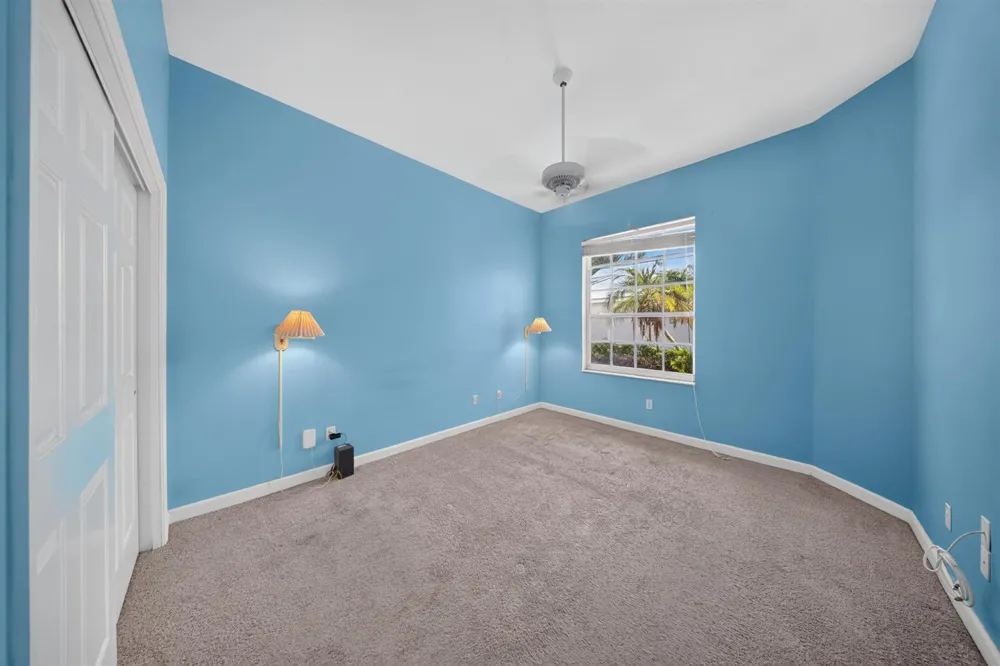 9437 POINCIANA COURT Fort Pierce, FL 34951
