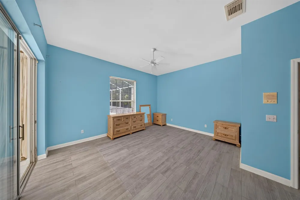 9437 POINCIANA COURT Fort Pierce, FL 34951
