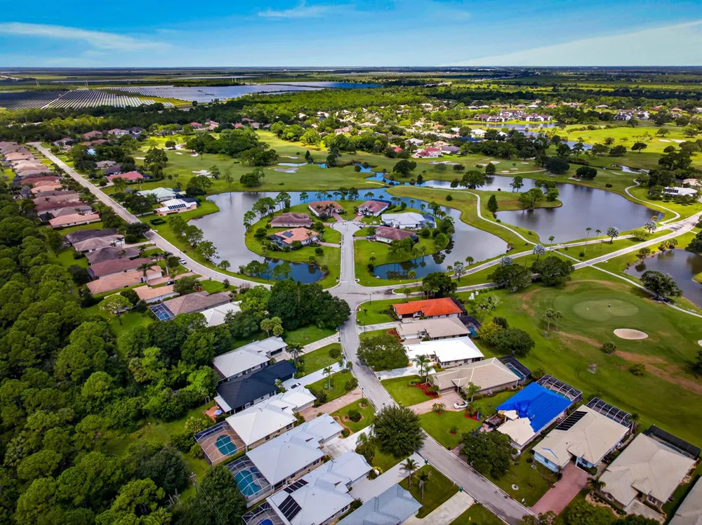 9437 POINCIANA COURT Fort Pierce, FL 34951