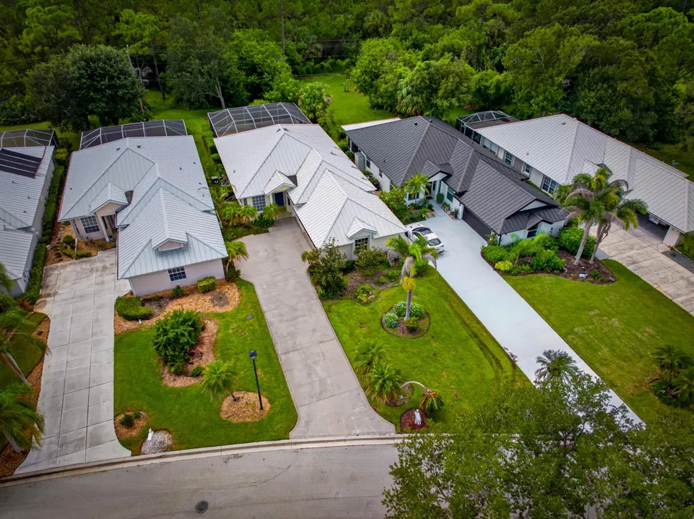 9437 POINCIANA COURT Fort Pierce, FL 34951