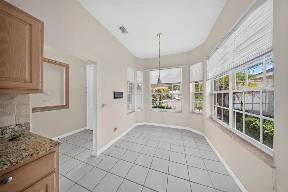 9437 POINCIANA COURT Fort Pierce, FL 34951