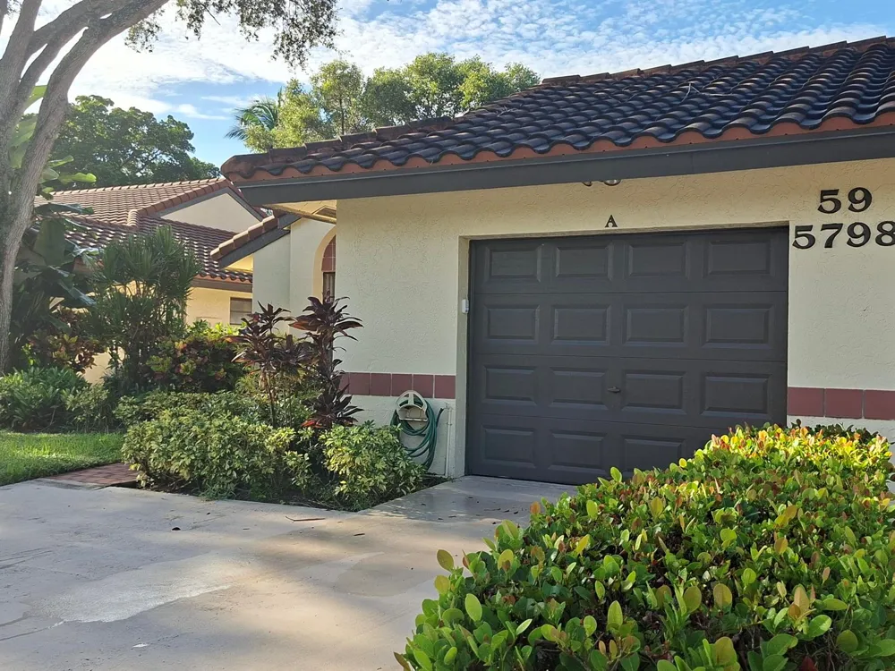 5798 Brook Bound Lane Boynton Beach, FL 33437