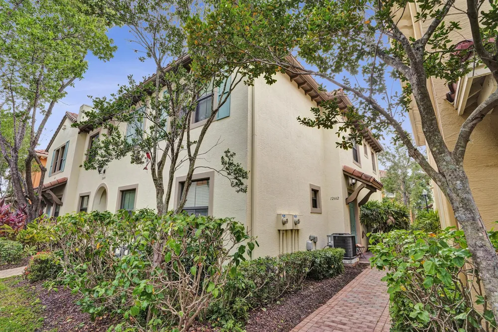 12662 NW 32ND PLACE Sunrise, FL 33323