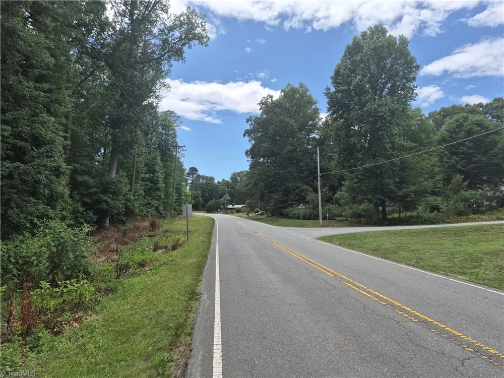 6230 Stanleyville Drive Rural Hall, NC 27045