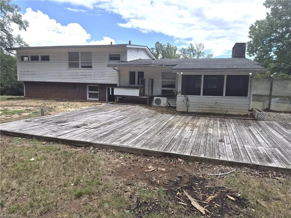 6230 Stanleyville Drive Rural Hall, NC 27045