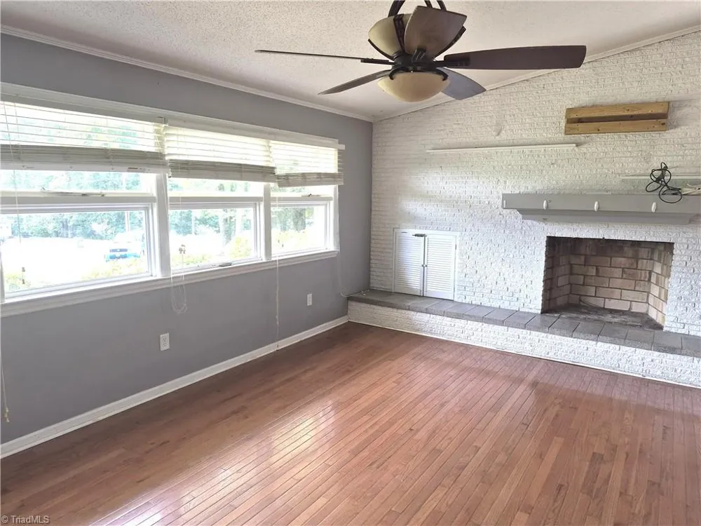 6230 Stanleyville Drive Rural Hall, NC 27045