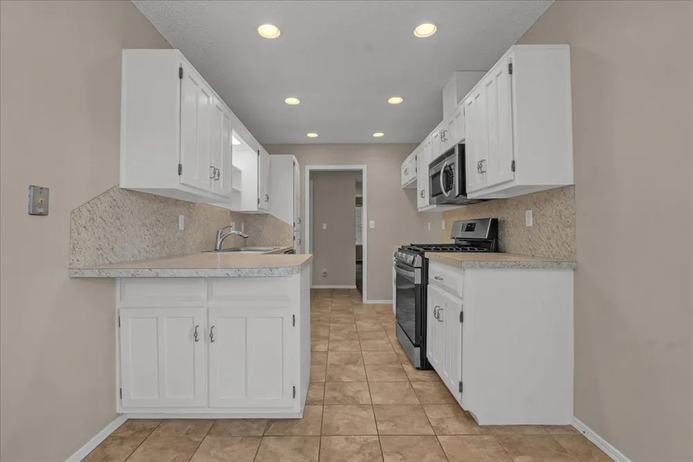 11435 S Douglas Avenue Jenks, OK 74037