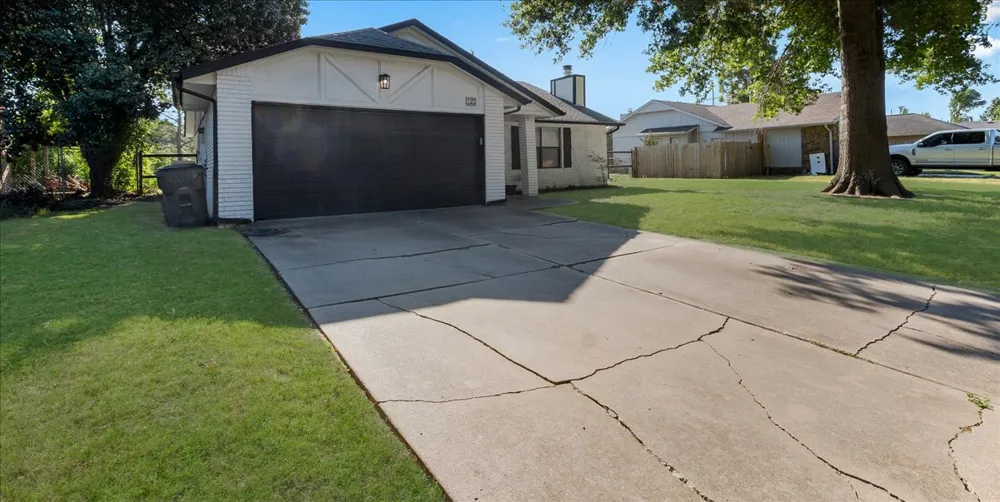 11435 S Douglas Avenue Jenks, OK 74037