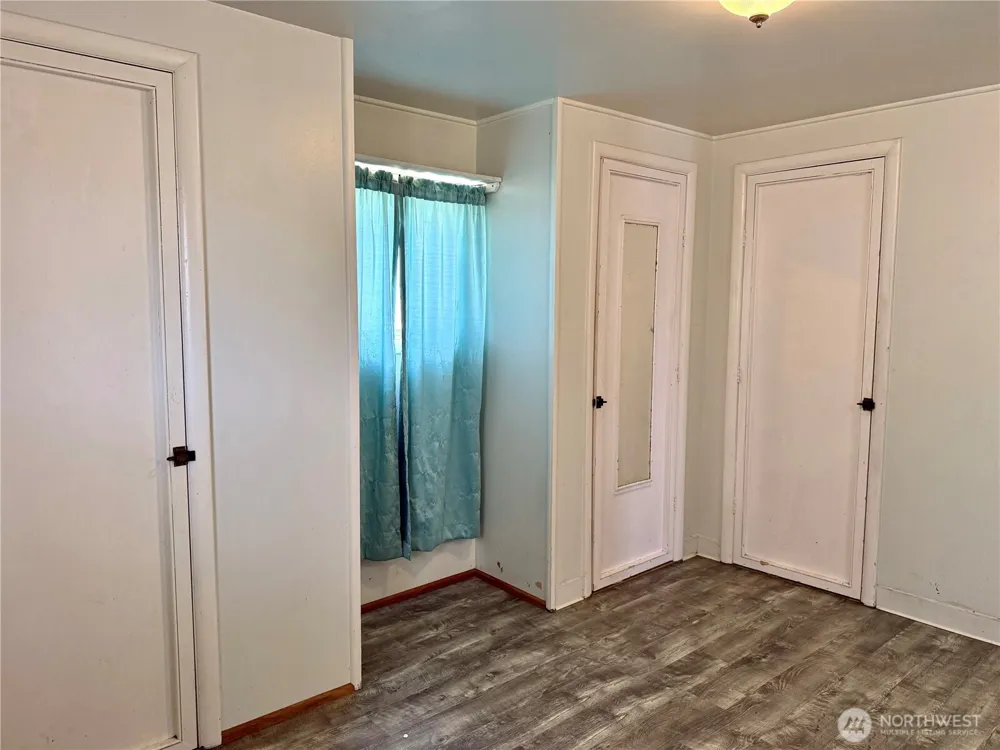 410 W Glover Street Harrington, WA 99134
