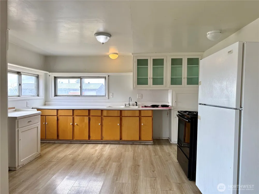 410 W Glover Street Harrington, WA 99134