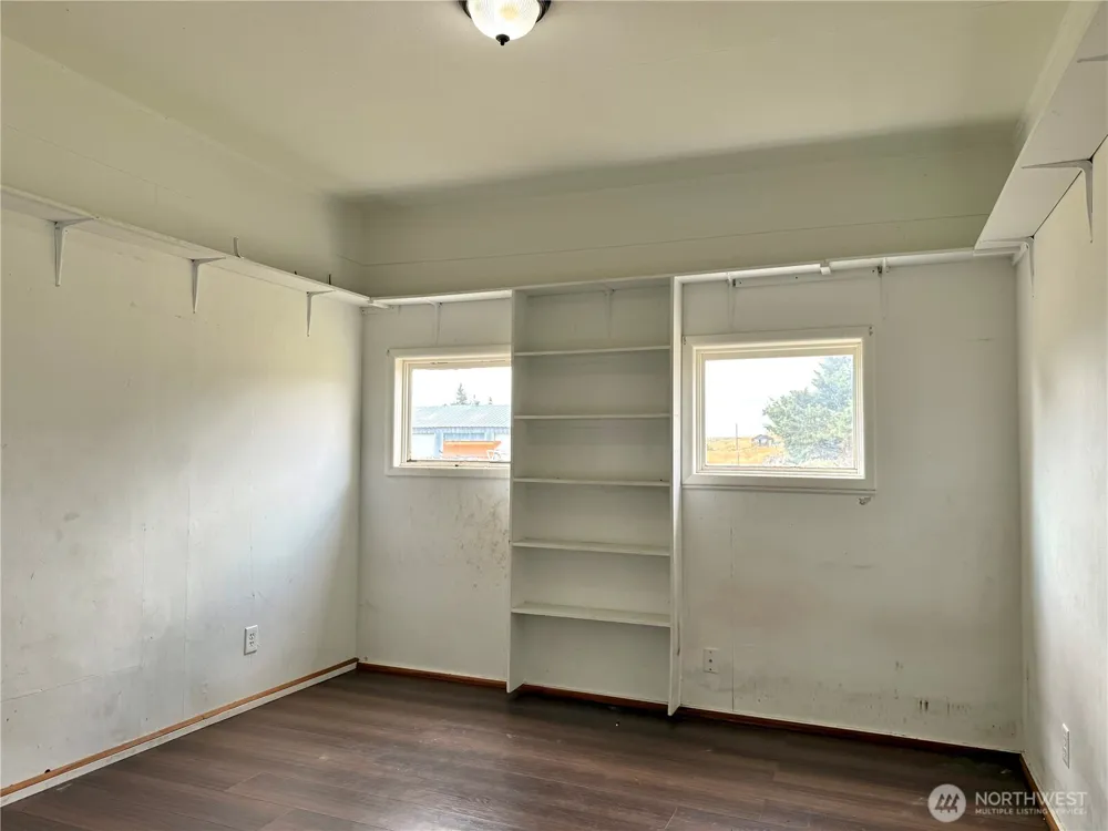 410 W Glover Street Harrington, WA 99134