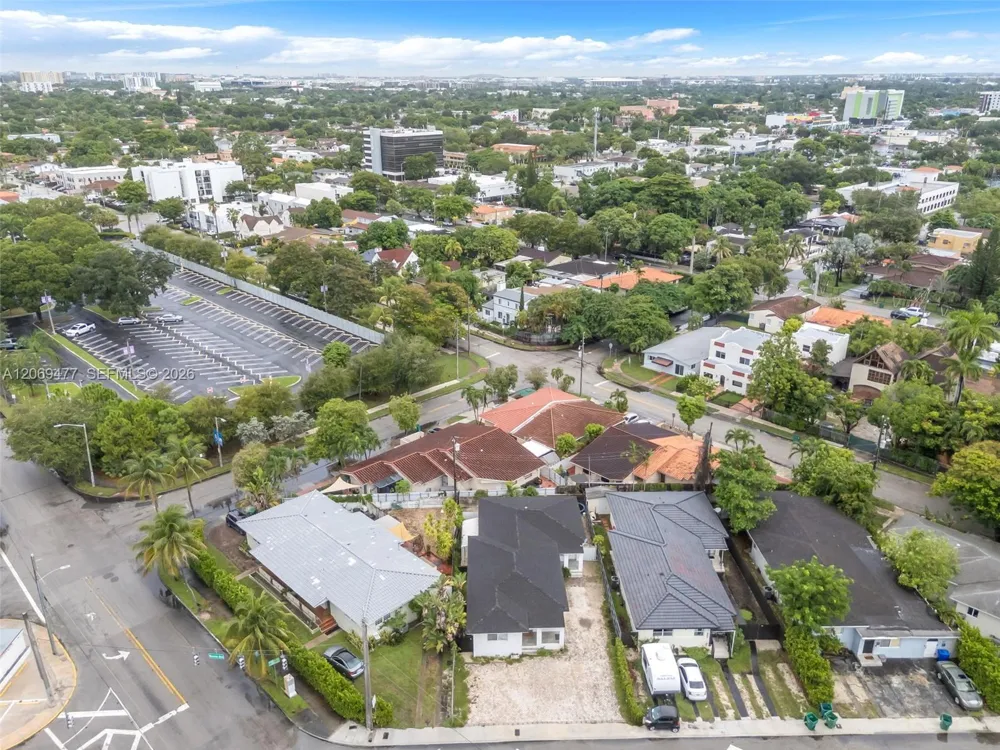 540 Beacom Blvd Miami, FL 33135