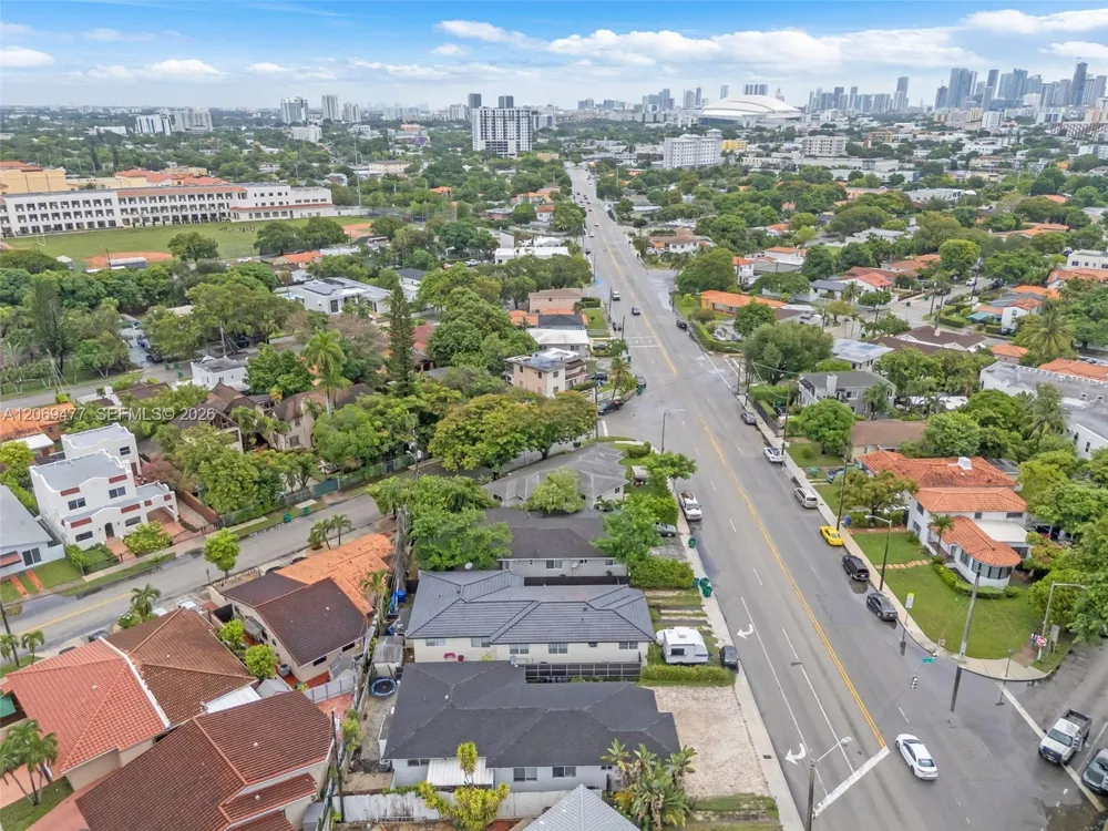 540 Beacom Blvd Miami, FL 33135