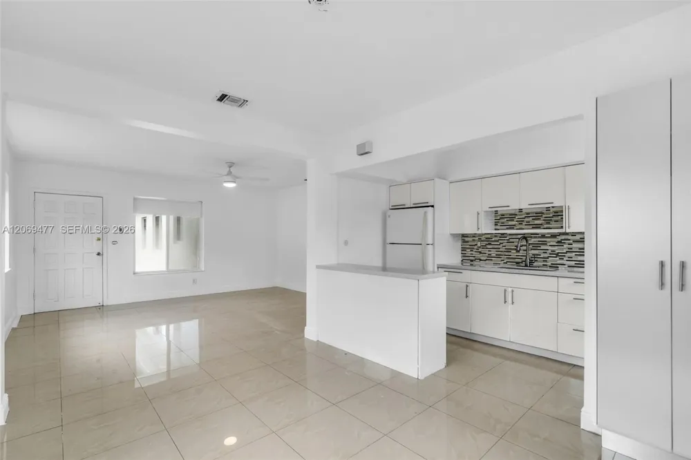540 Beacom Blvd Miami, FL 33135